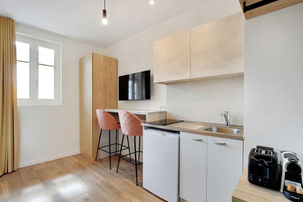 Residence Jules Levallois-Perret Buitenkant foto