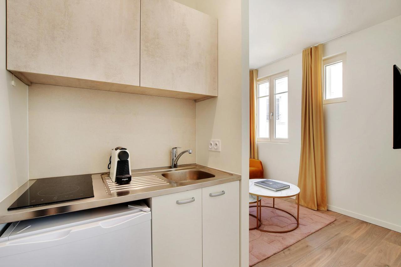 Residence Jules Levallois-Perret Buitenkant foto